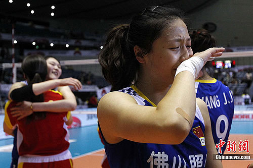中国女排刷新世界纪录，梅西教练激动落泪！